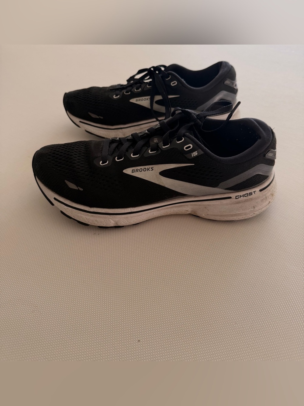 Brooks Ghost 15 Women's Running Sneakers - Black/White